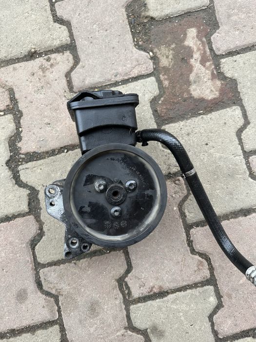 Pompa servo servodirectie BMW X5 E53 3.0 diesel 218cp 184cp