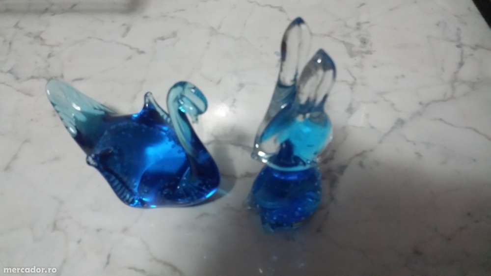 Vand 2 minunate figurine LIGHT BLUE - ART GLASS - MANTORP - Suedia