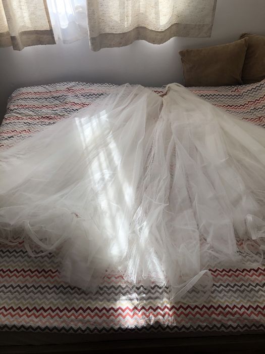 Vand Rochie de Mireasa!