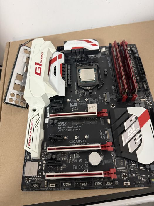Vand schimb placa de baza Gigabyte GA-Z170X-Gaming 7 socket 1151