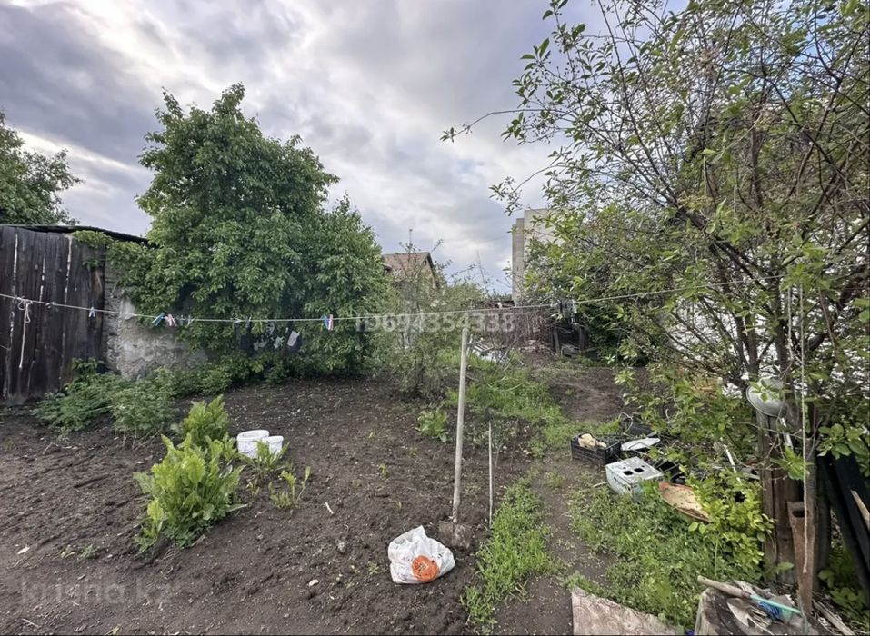 Продам фасадный участок 6 соток на ул. Камзина (р-н Диспетчерская).