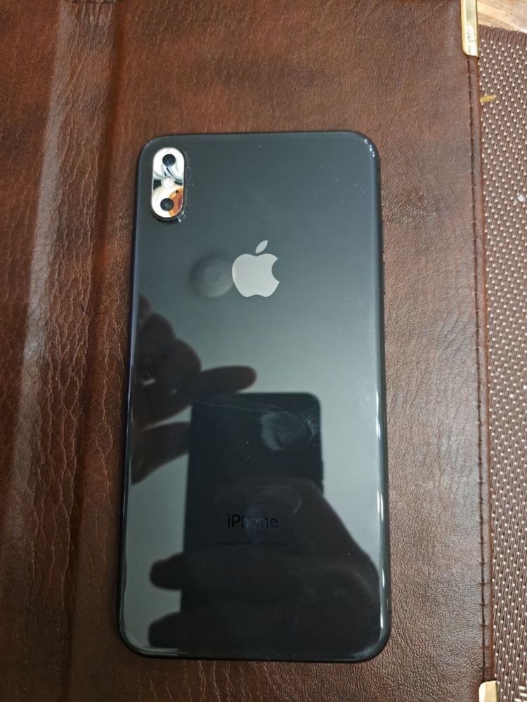 iPhone XS Max в идеальном состоянии