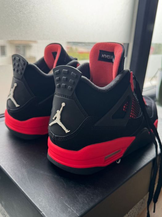 Air Jordan 4 Retro ,,Black/Red’’ mǎrimi 41/42