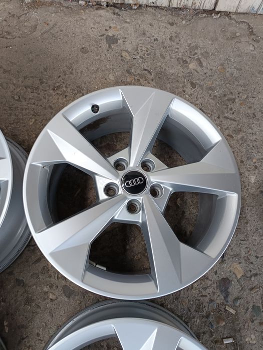 18ц.Оригинални джанти за Ауди 5х112