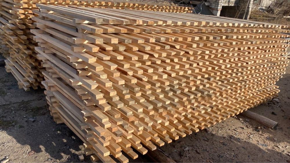 В наличие штакетнике, туалеты деревяные