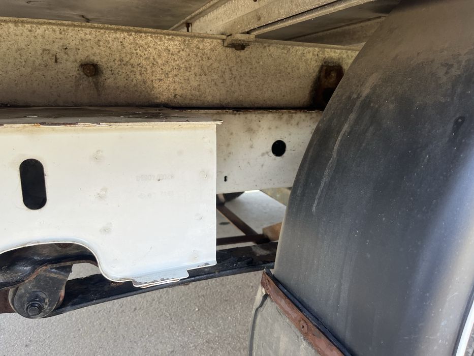 Renault Master 2.3 diesel 8 europaleti