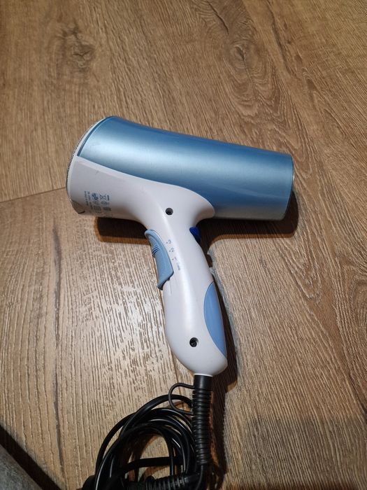 Uscător de păr Braun Creation2 Ion Care 1800  cu ioni