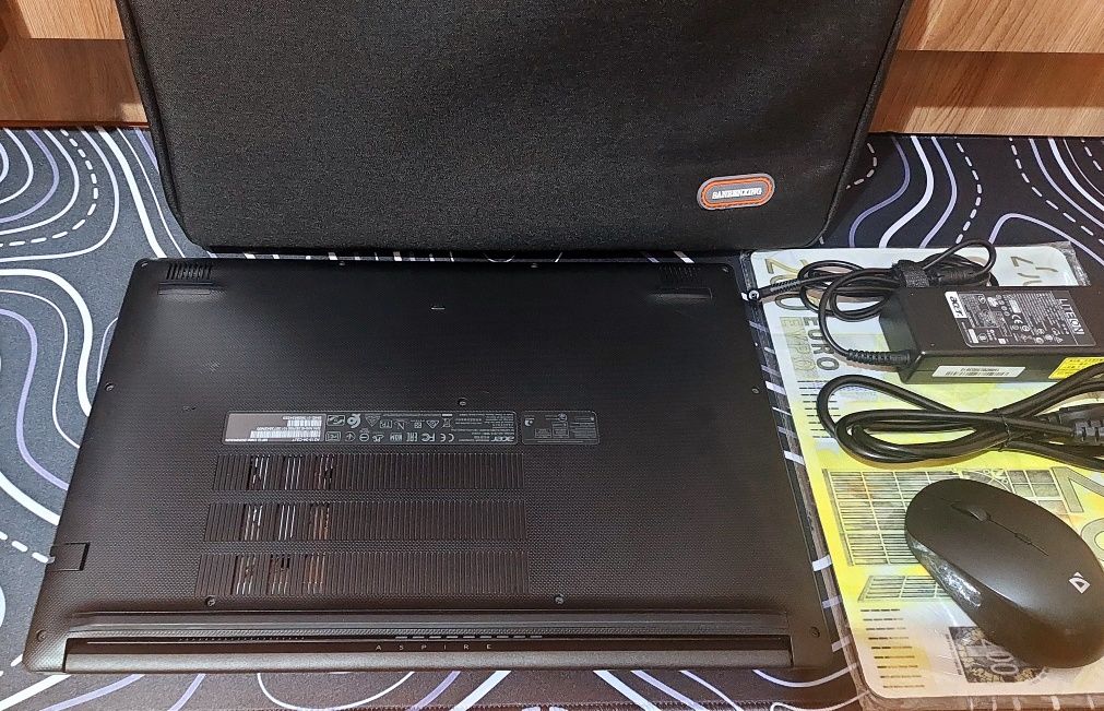 Ультрабук Aser Aspire 3