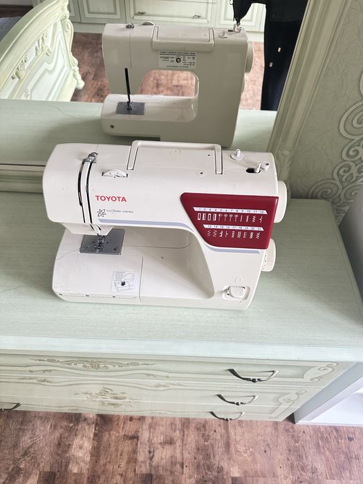 Швейная машина Toyota