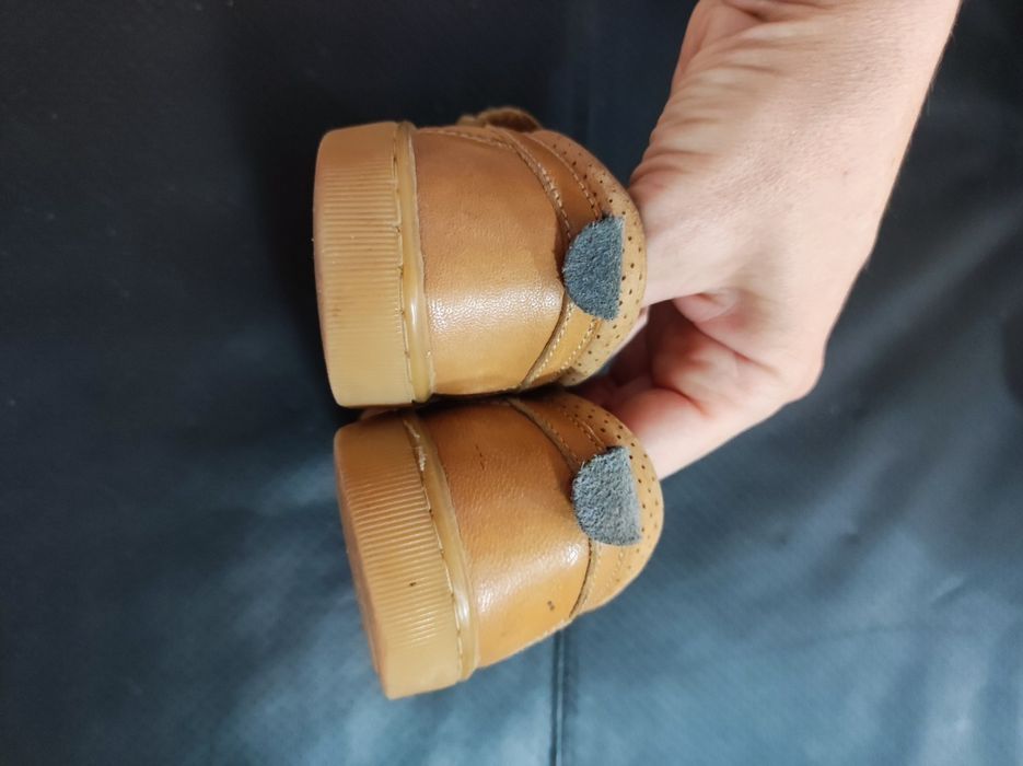 Tenisi piele lasocki