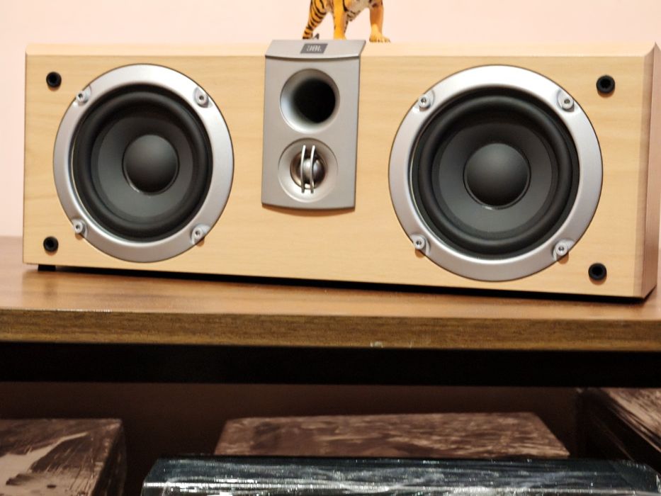 Jbl SCS-178 Center. Boxa premium de înaltă clasă. Ca nouă ! Preț fix.