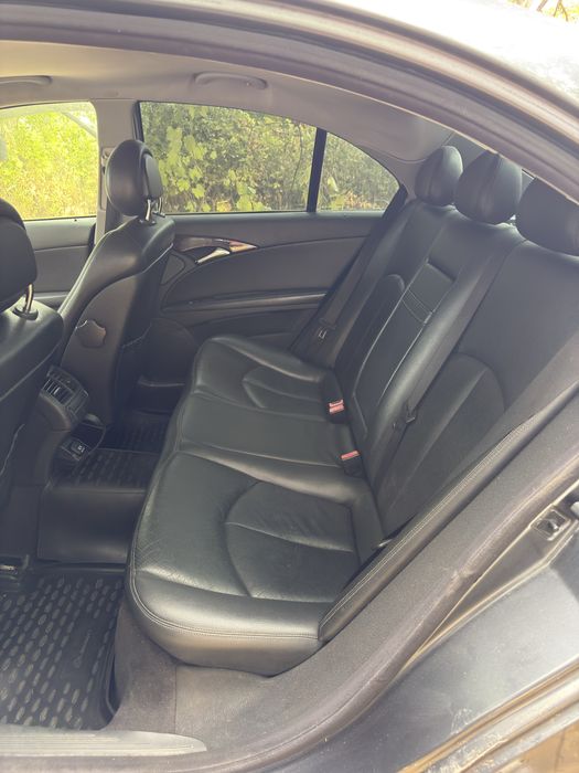 Mercedes Benz E Class W211 2.2 Diesel