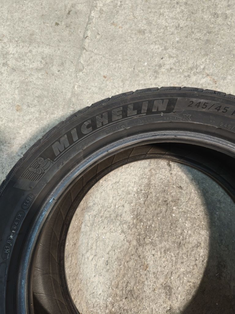 гуми Michelin 245/45/18 Дот 20г