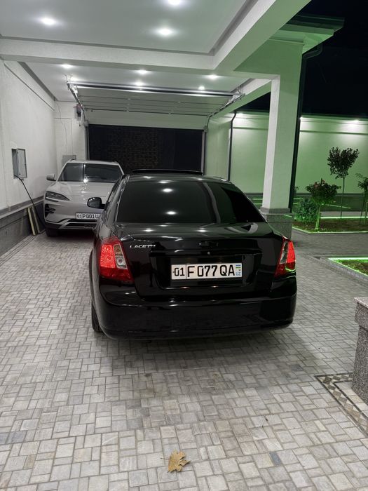 Jentra srochna sotiladi bitta qol mowina