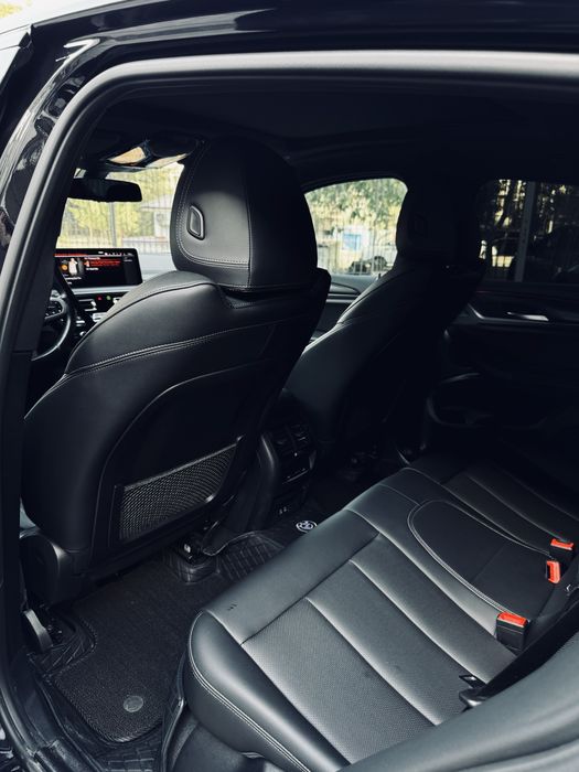BMW X4 xDrive30i M paket
