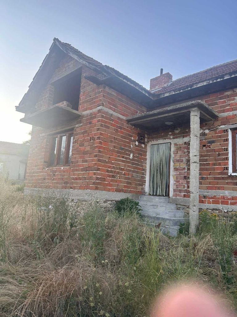 Продава се Къща в Пловдив, Индустриална зона - Север - 100 кв.м за 765 €/кв.м - Снимка #1