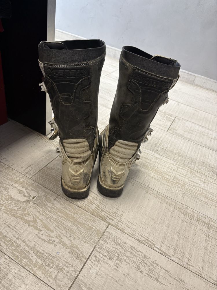 Acerbis ботуши