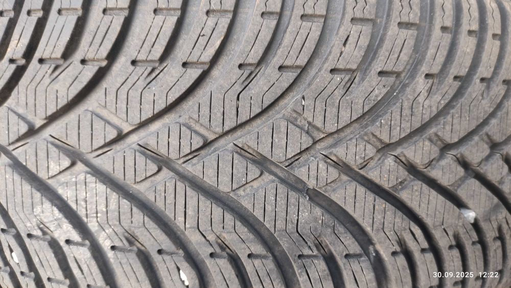 Jenti cu anvelope de iarna BF Goodrich 205/60 R16 Opel, Chevrolet