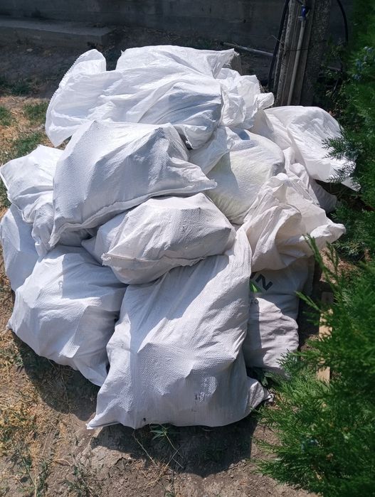 Moluz vrac, moluz la sac, mobila veche cantitate 5t basculabil trilate