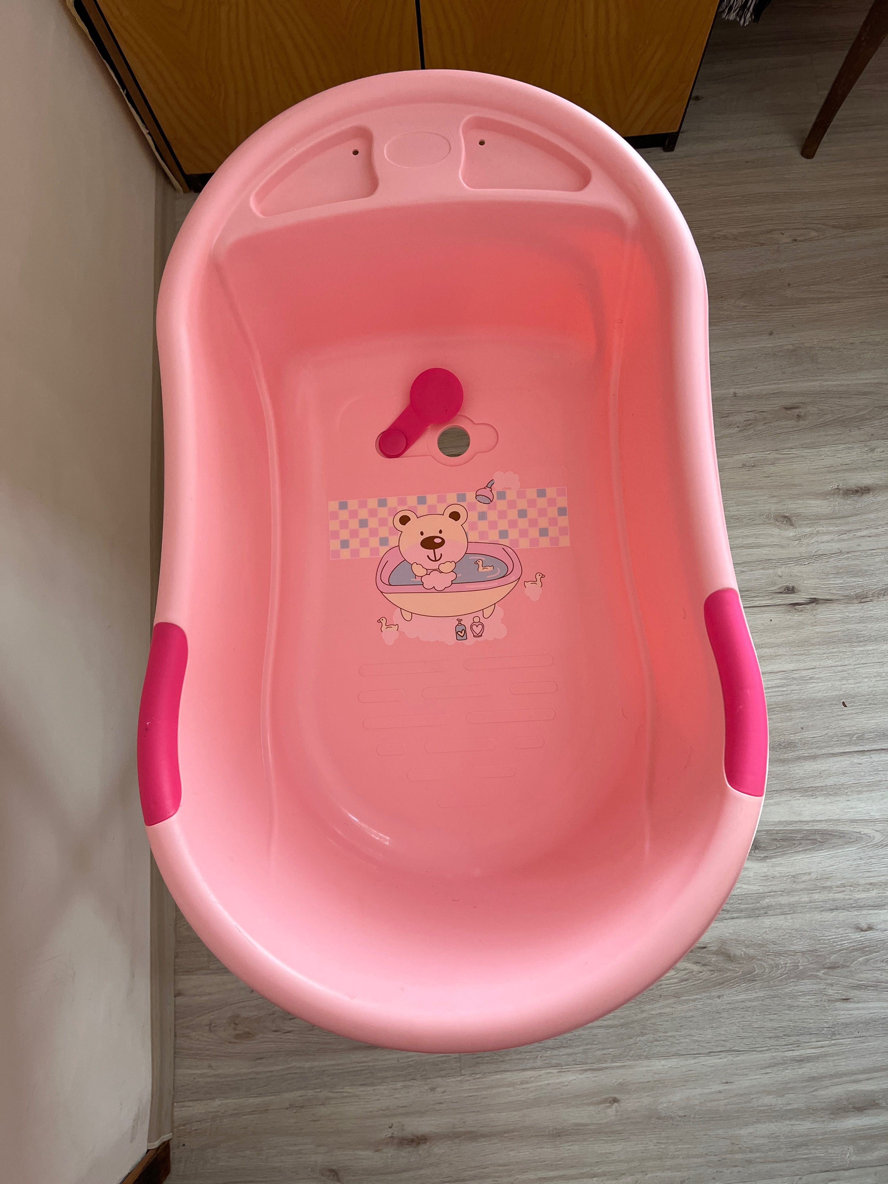 Вана за къпане със стойка на MONI, модел Lily
