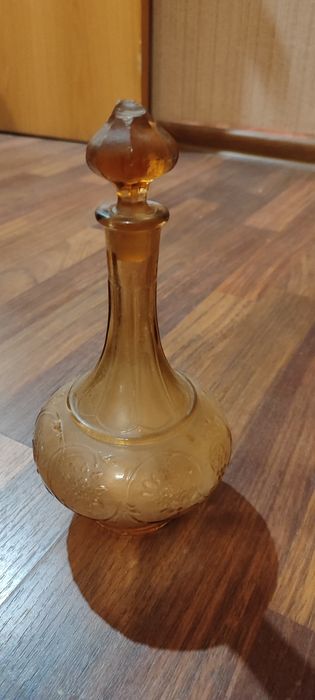 Продам графины, посуду