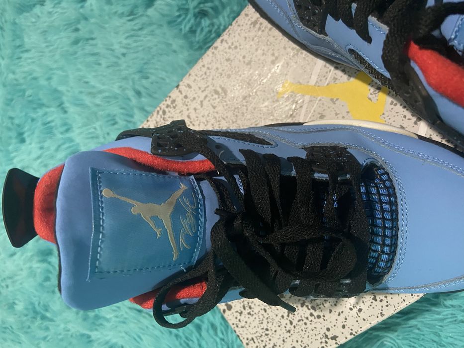 Jordan 4 Retro x Travis Scott