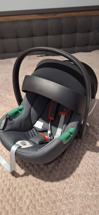 cybex детско кошче + зимен кош