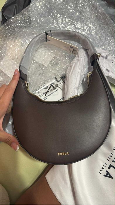 Чанта Furla нова