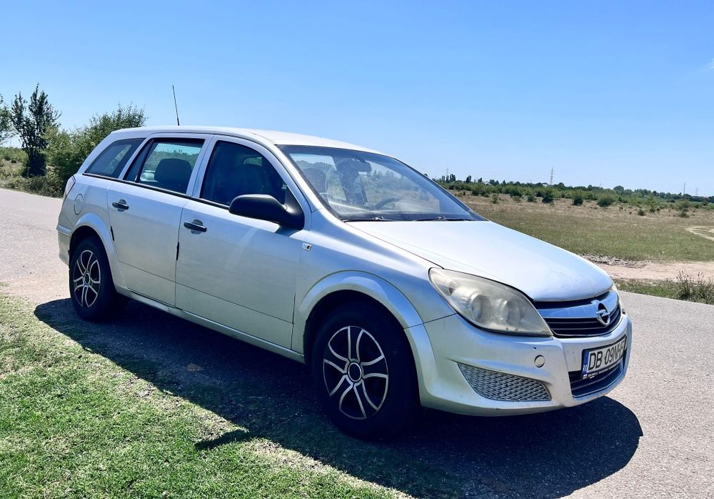 Vând Opel Astra H