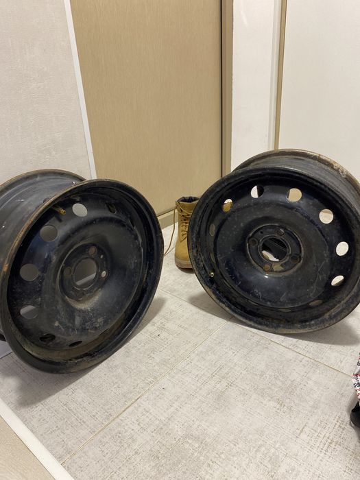 продам штампы/диски/колёса диаметром 15.