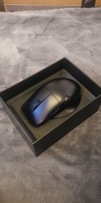 Mouse Asus Pro Art MD 300, ca nou, puțin folosit
