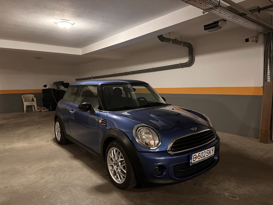 Mini cooper One 2011 1.6 diesel 120 cp doar 148.000 km.