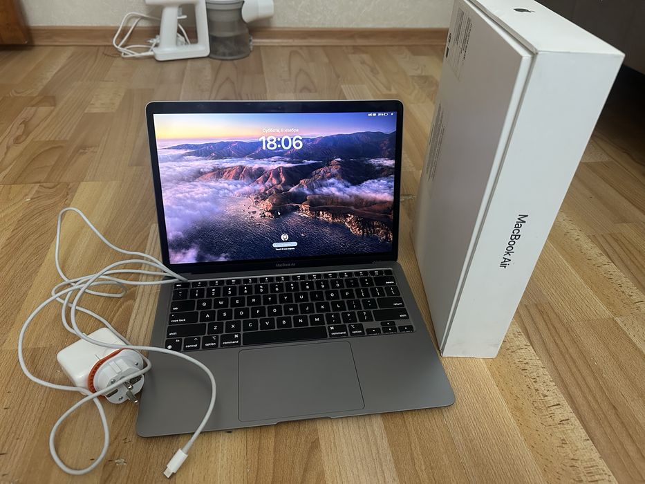 Macbook air m1 2020 года