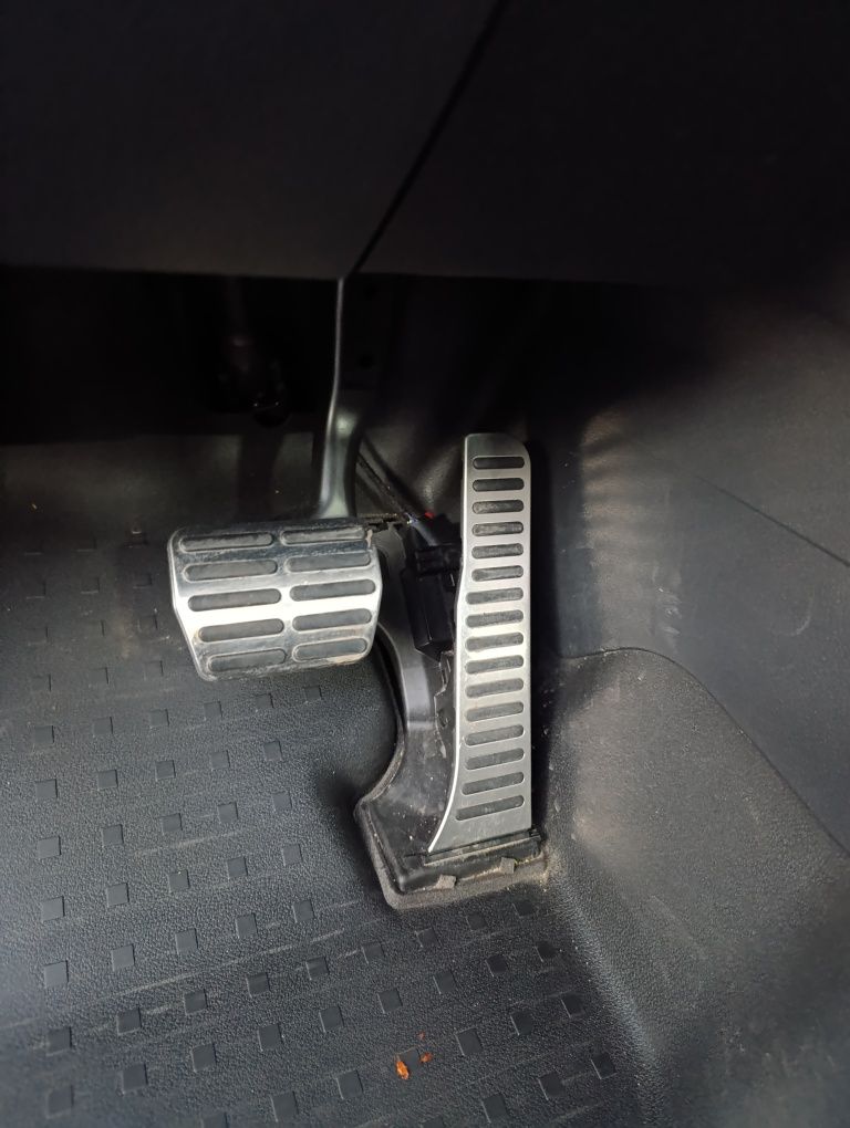 VW Caddy Макси Електрически