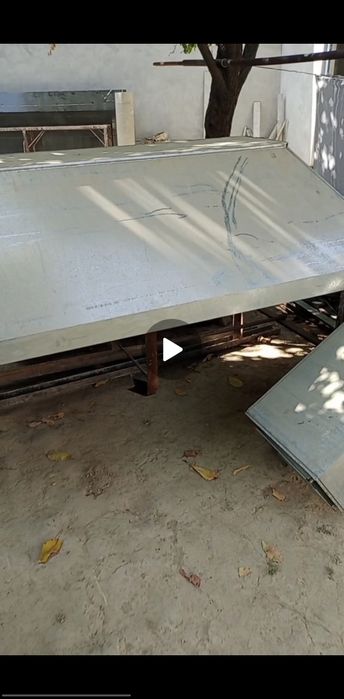 Продам вытяжку 2.4х1.2х0.6