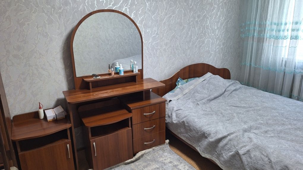 Спальня б/у состояние норм