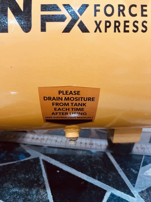 Компрессор сотилади Толсен янги