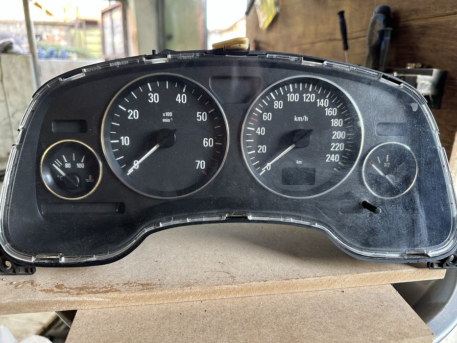 Опел Астра z20let на части