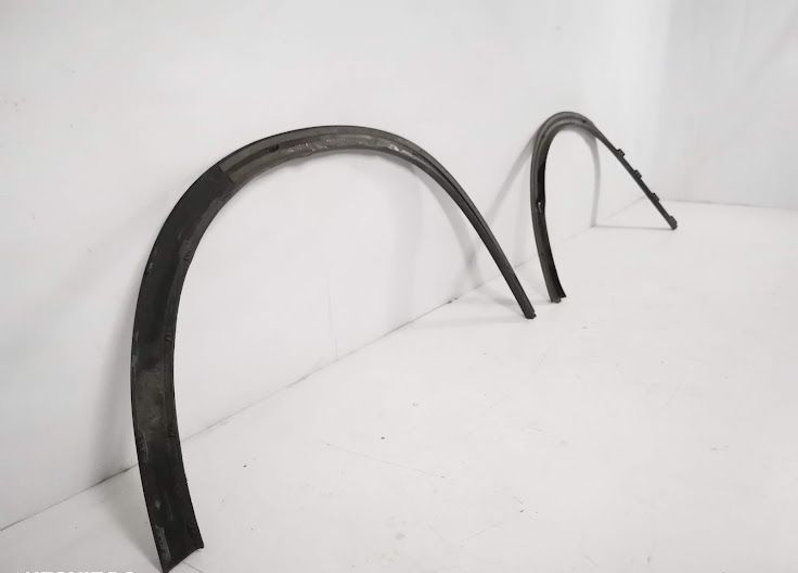 Bandou Overfender Stanga Dreapta Fata original Mercedes-Benz GLC Coupe