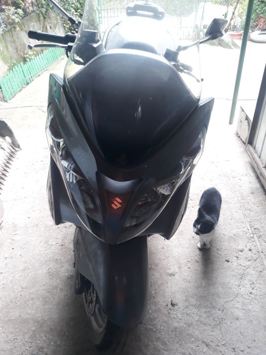 Scuter Suzuki Burman