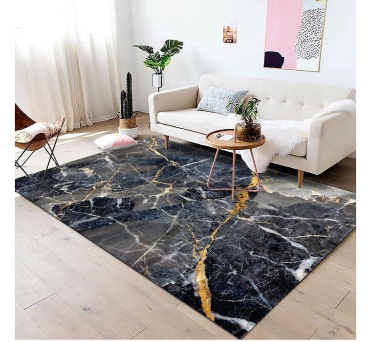 Продам ковер в хорошем состоянии