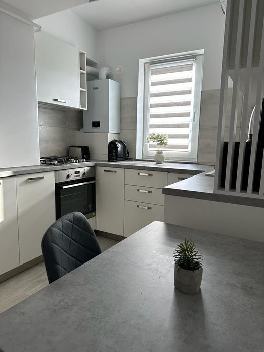 OBOR, CENTRU Regim hotelier