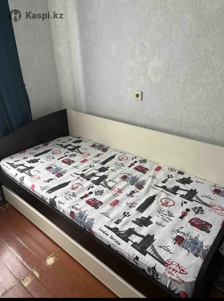Кровать двухъярусная