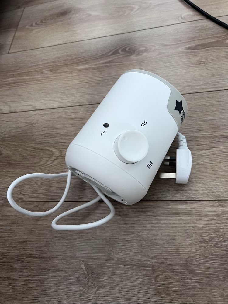 Incalzitor electric Tommee Tippee pentru biberoane