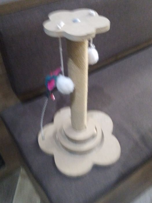 Когтеточка Новый за 3000 тенге Необычный дизайн