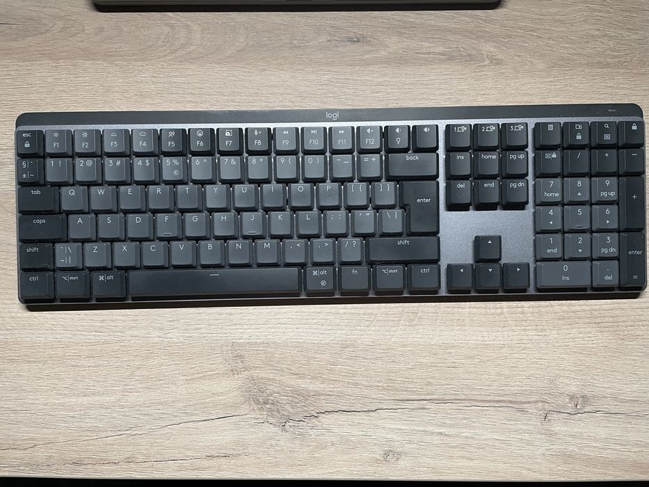 Vând Logitech MX Mechanical