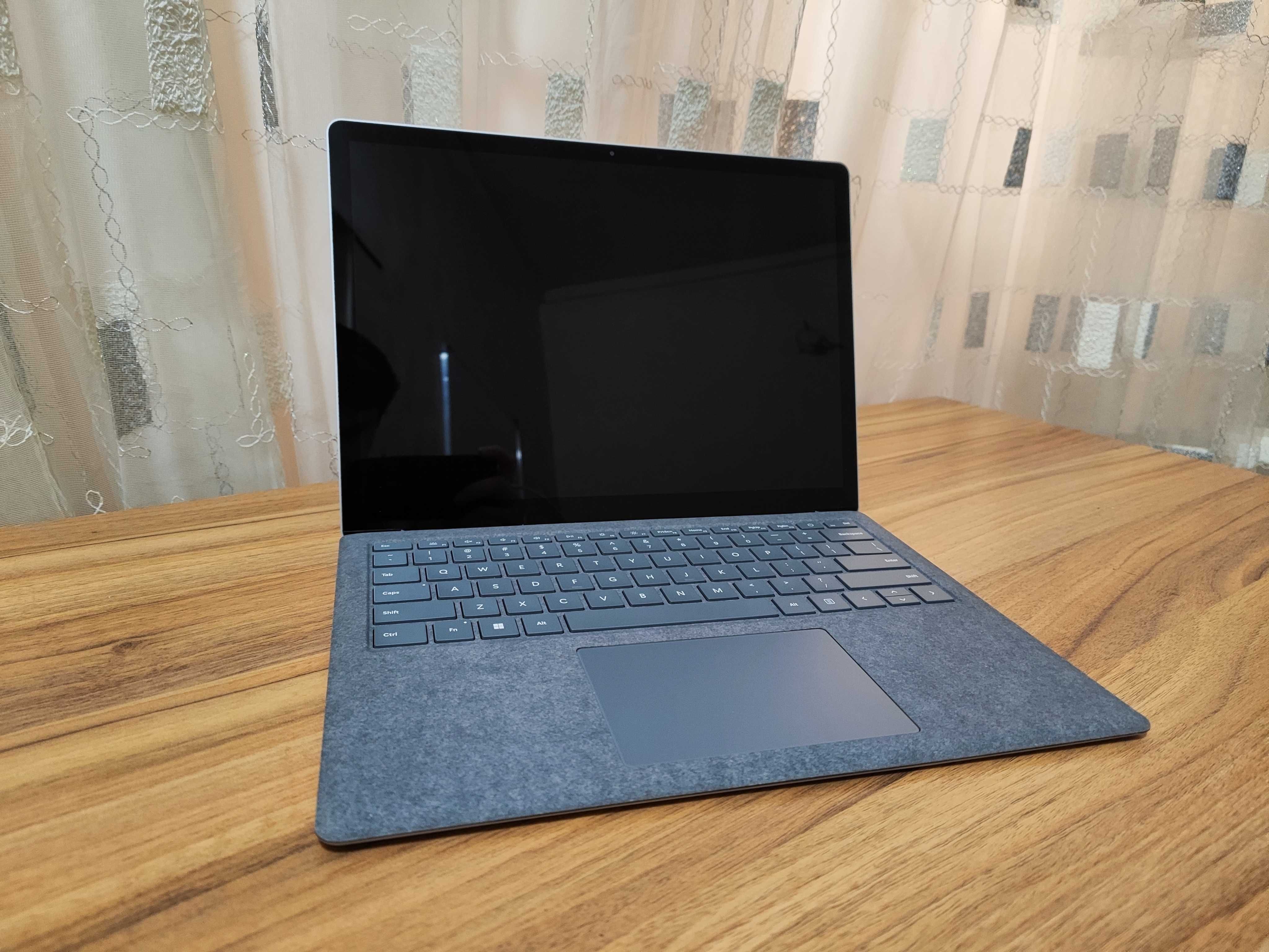 Microsoft Surface Laptop 4