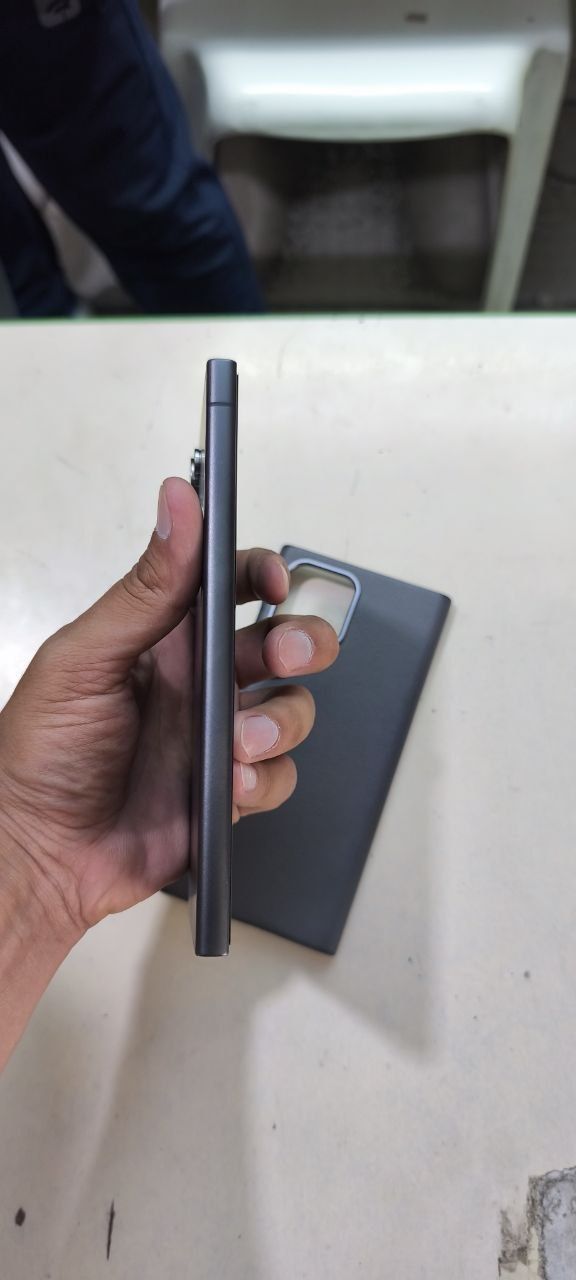 Samsung S24 Ultra kafolatli