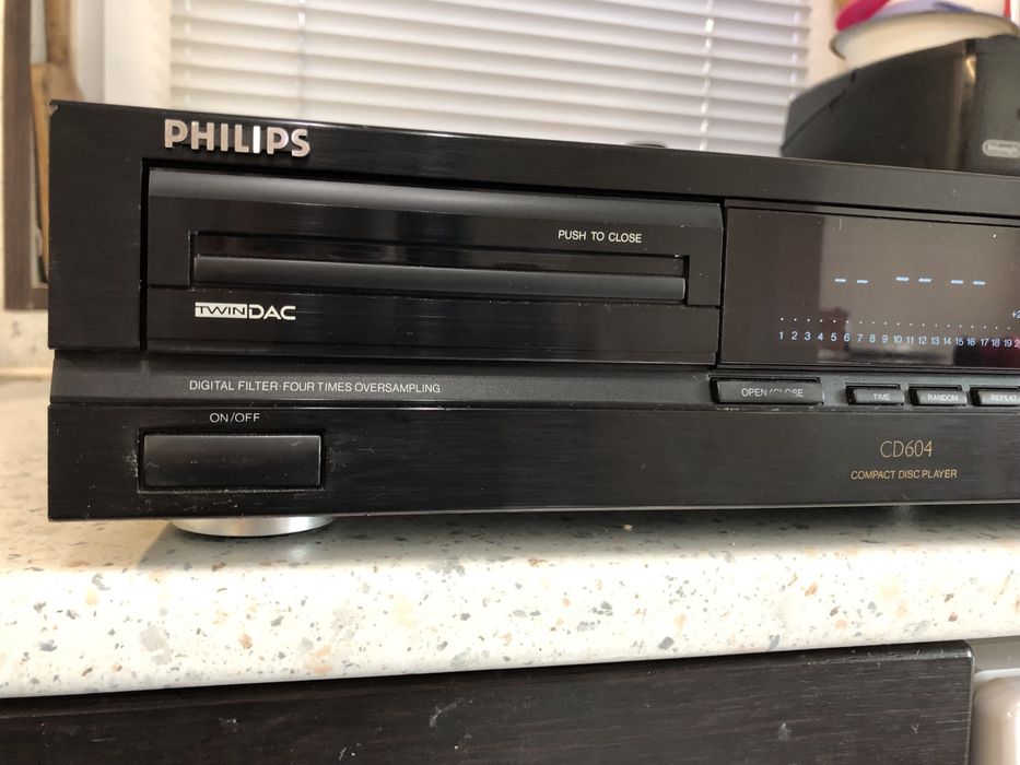 Philips CD-604 pleyar