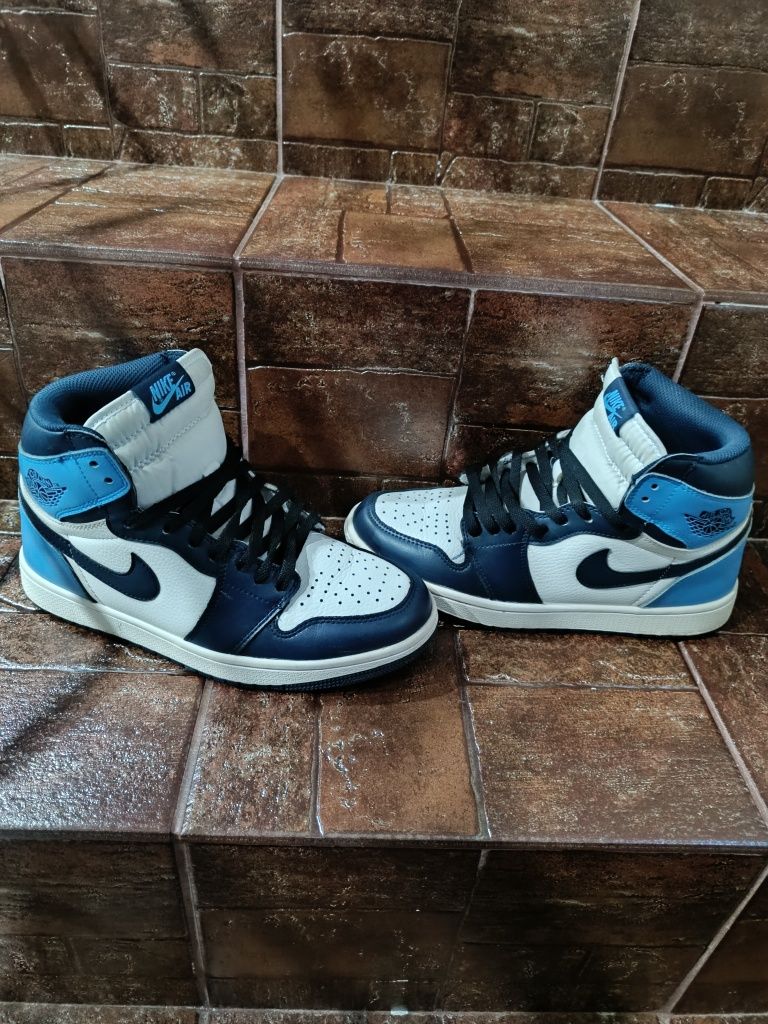 Jordan 1 obsidian